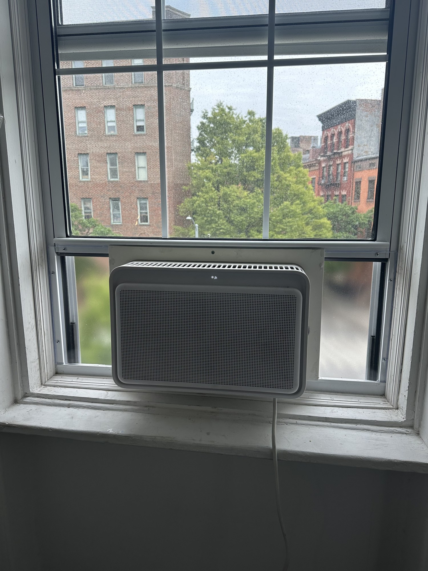 Windmill AC w/ frosted side panels